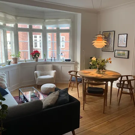 Cozy, Light, In The Heart Of Apartment Aarhus